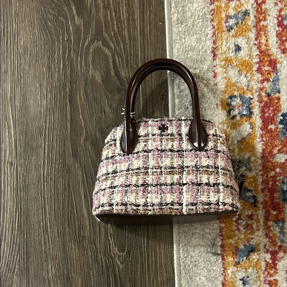 Tory Burch compact tweed